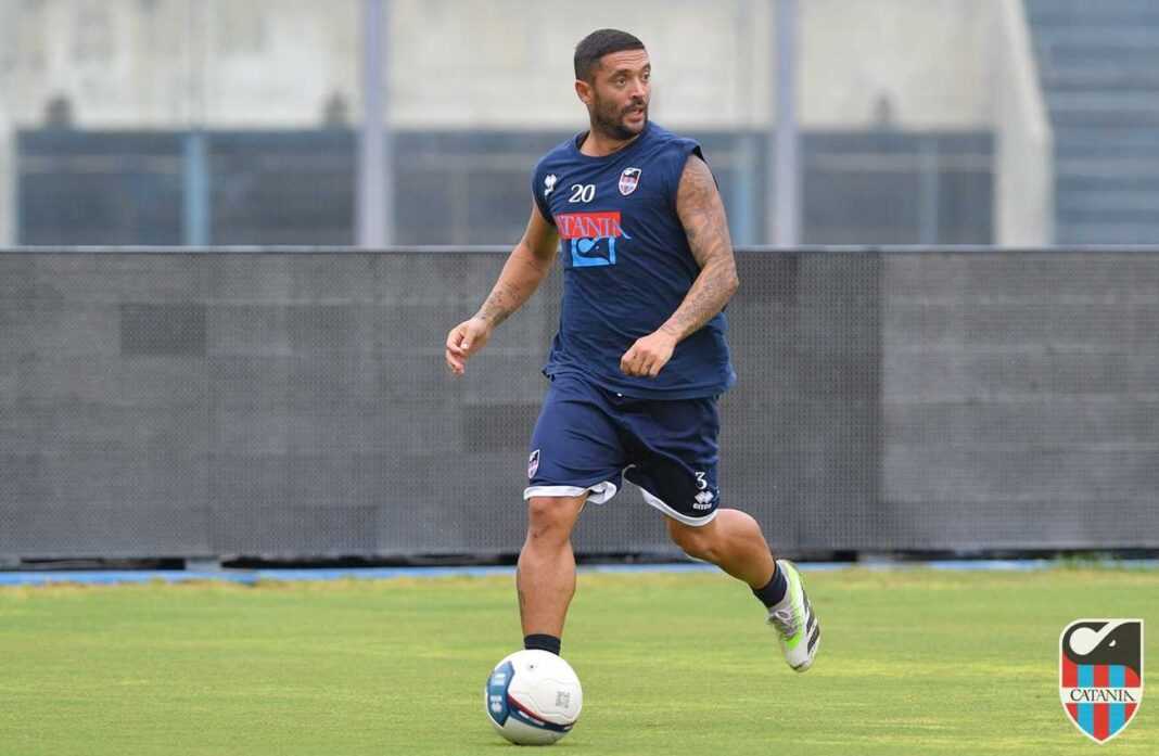 Qui Catania De Rose Non Ancora Disponibile Tutto Calcio Catania